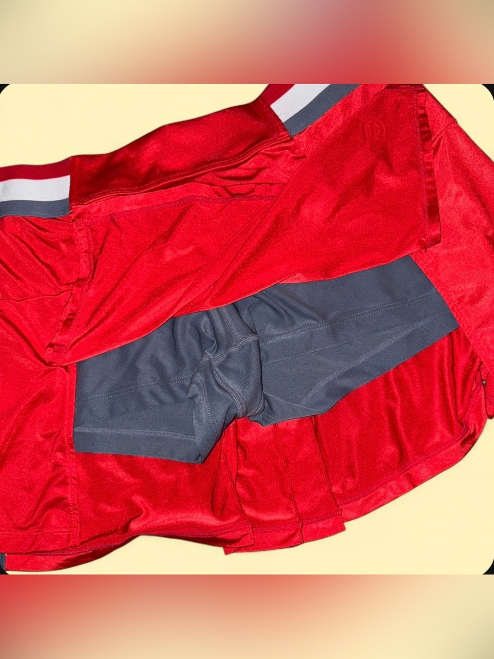Wilson Red Athletic Tennis Skort Skirt Built-In Shorts - Size Large - Picture 3 of 5